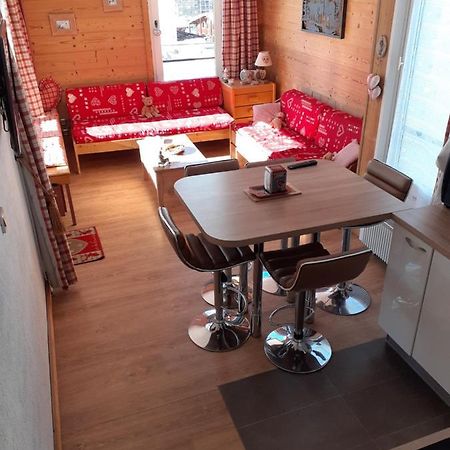 Prariond 5 Apartment ทีนเญอ ภายนอก รูปภาพ
